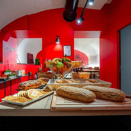 Ibis Styles Gare De L'est Magenta מלון 3*