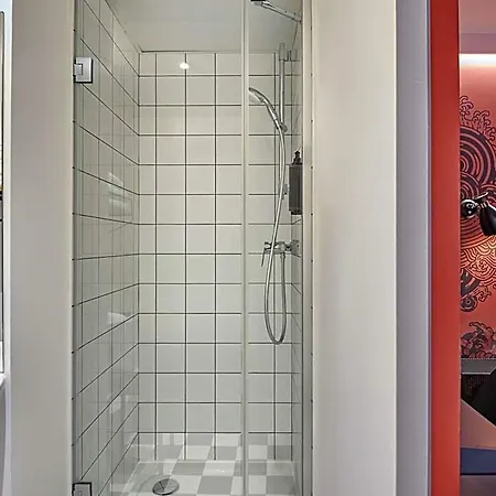 Hotel Ibis Styles Gare De L'est Magenta Parigi