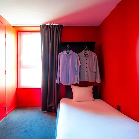 Ibis Styles Gare De L'est Magenta Paris