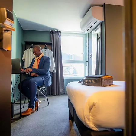 Szálloda Ibis Styles Gare De L'est Magenta 3*