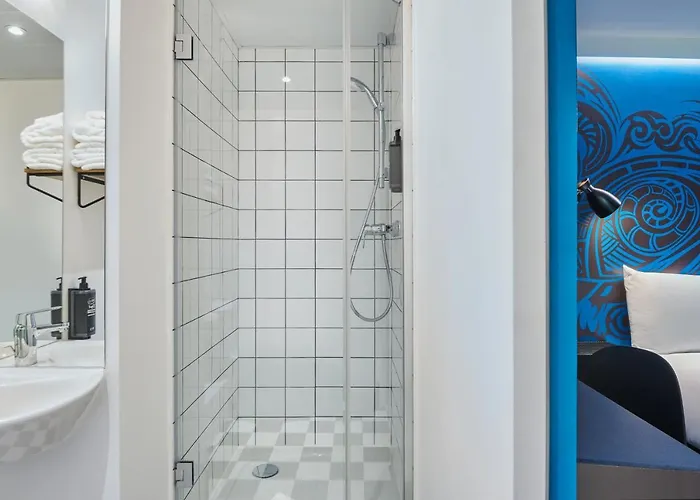 Hotel Ibis Styles Gare De L'est Magenta 3*