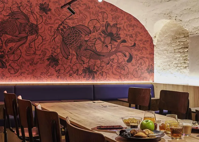 Ibis Styles Gare De L'est Magenta