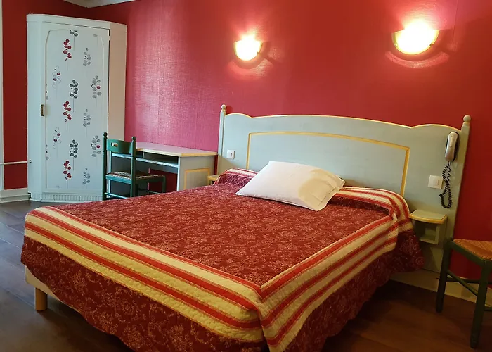 Ibis Styles Gare De L'est Magenta 3*