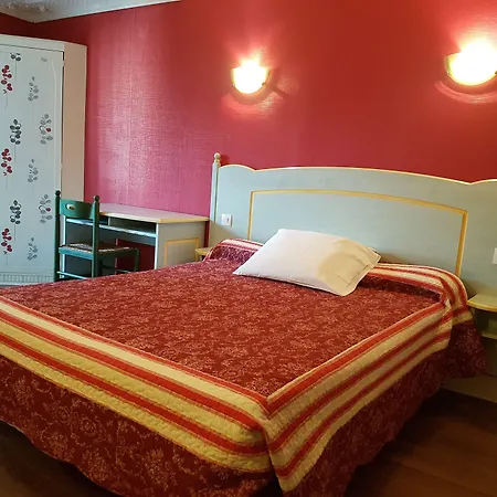 Ibis Styles Gare De L'est Magenta 3*